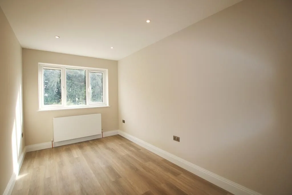 2 bedroom flat share for rent