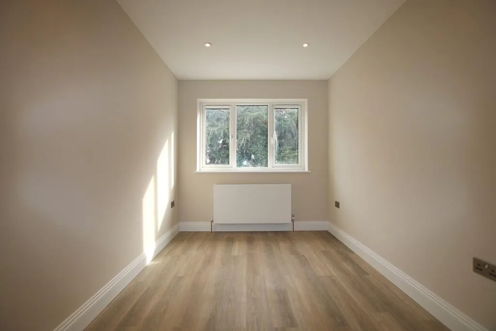 2 bedroom flat share for rent