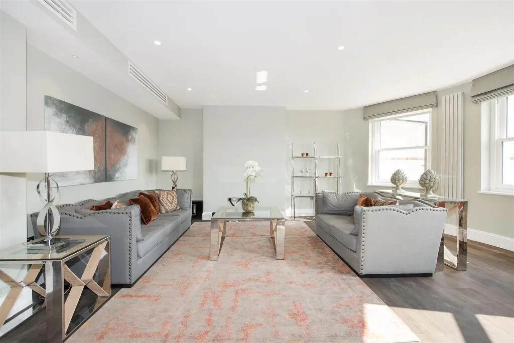 4 bedroom apartment for rent