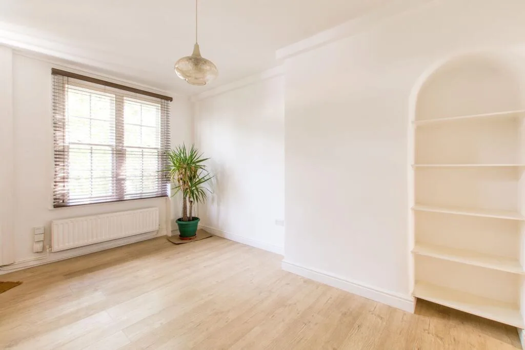 2 bedroom house for rent