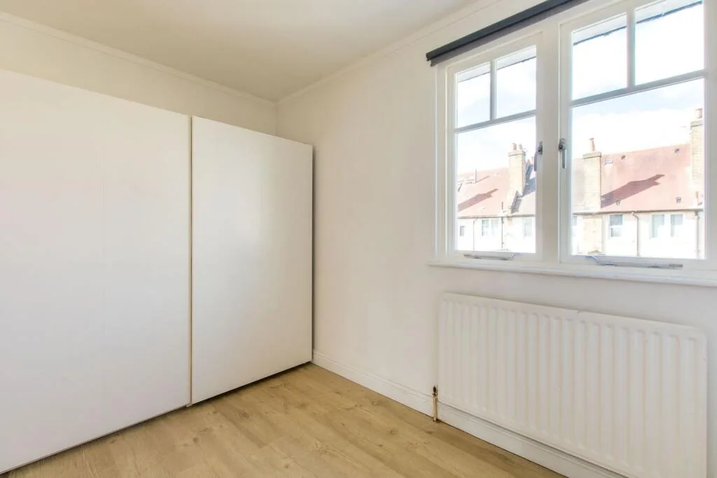 2 bedroom house for rent