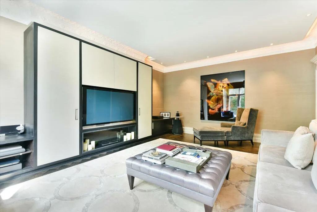3 bedroom flat for rent