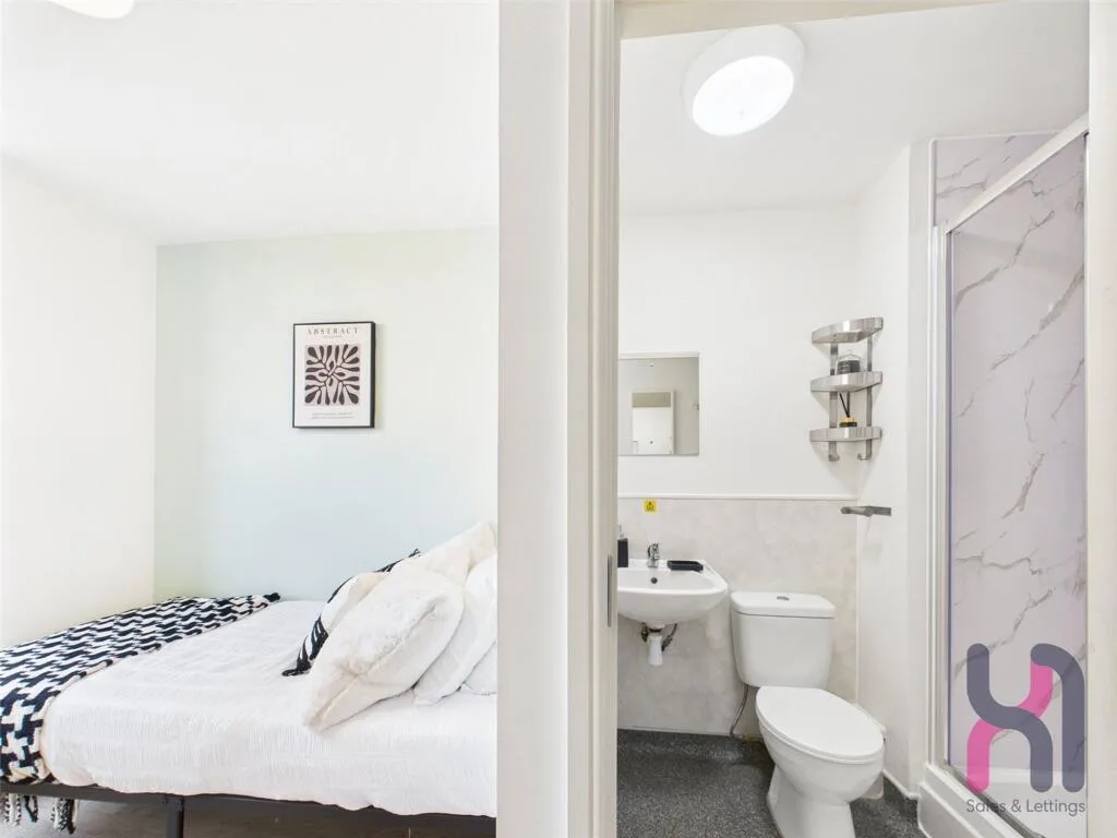 1 bedroom private hall for rent