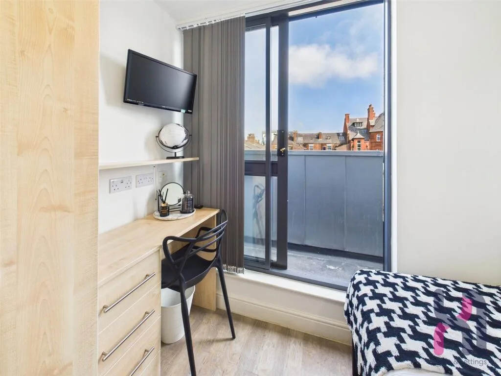 1 bedroom private hall for rent