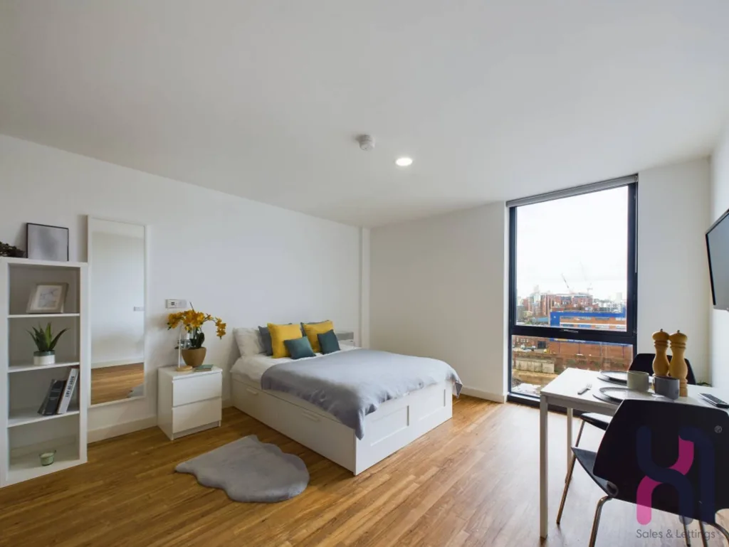 Studio flat for rent