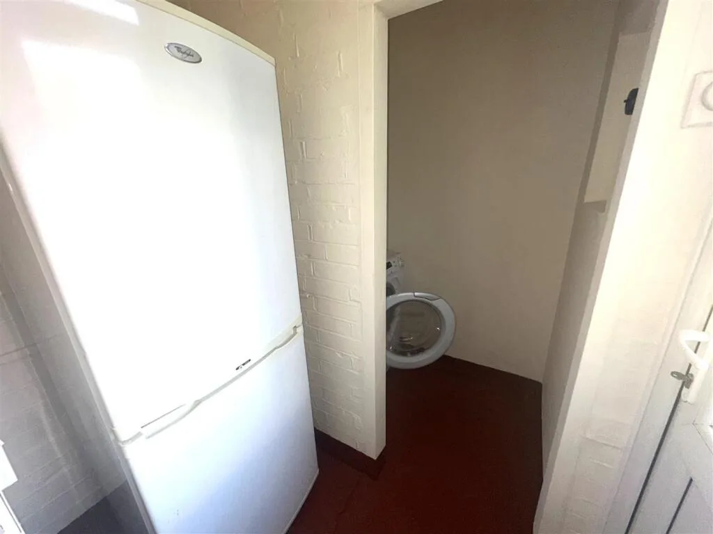 3 bedroom semi-detached house for rent