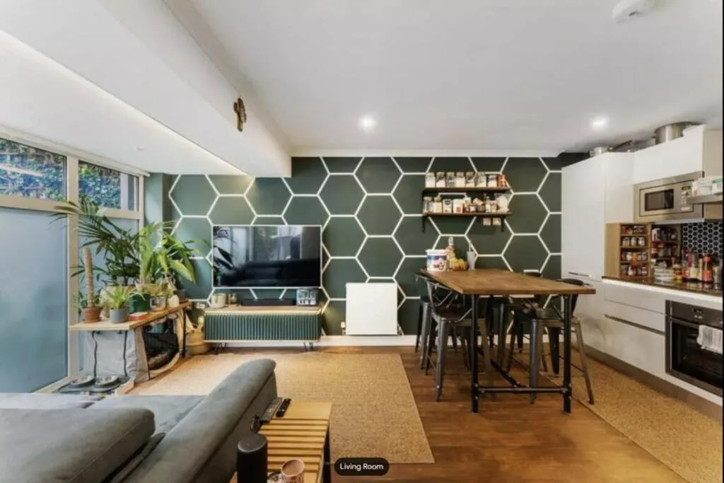 3 bedroom ground floor flat for rent