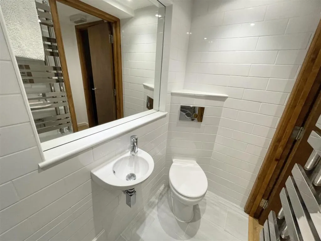 2 bedroom town house for rent