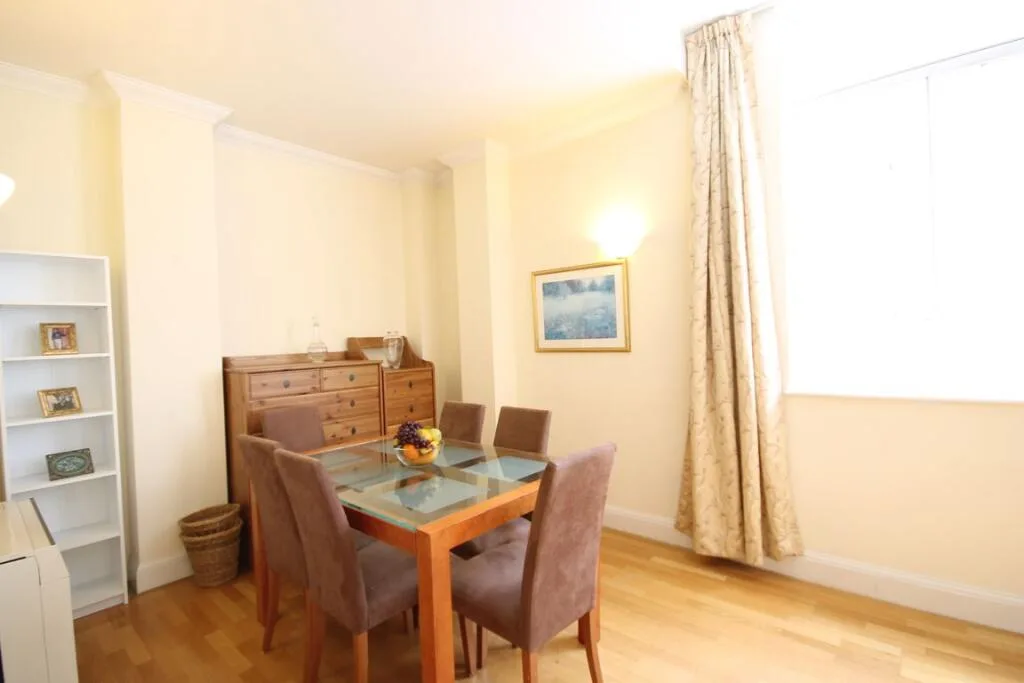 3 bedroom flat for rent