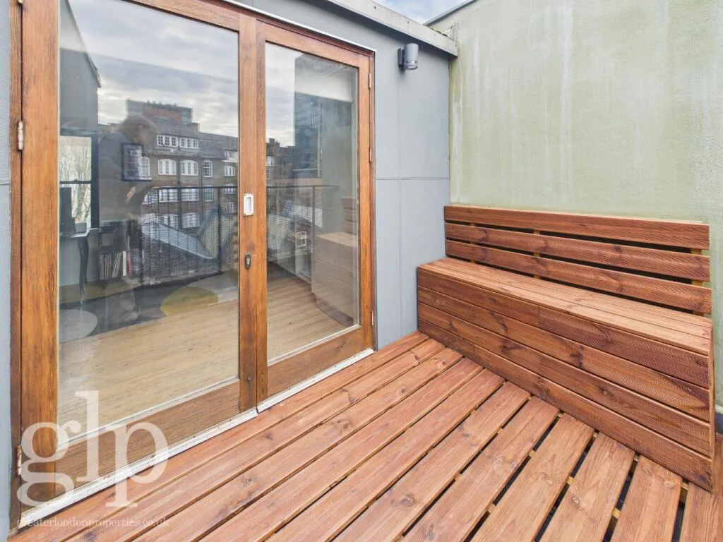 4 bedroom terraced house for rent