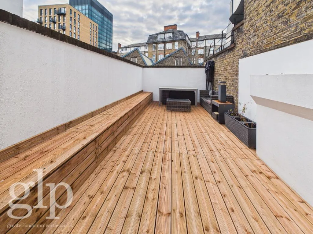 4 bedroom terraced house for rent