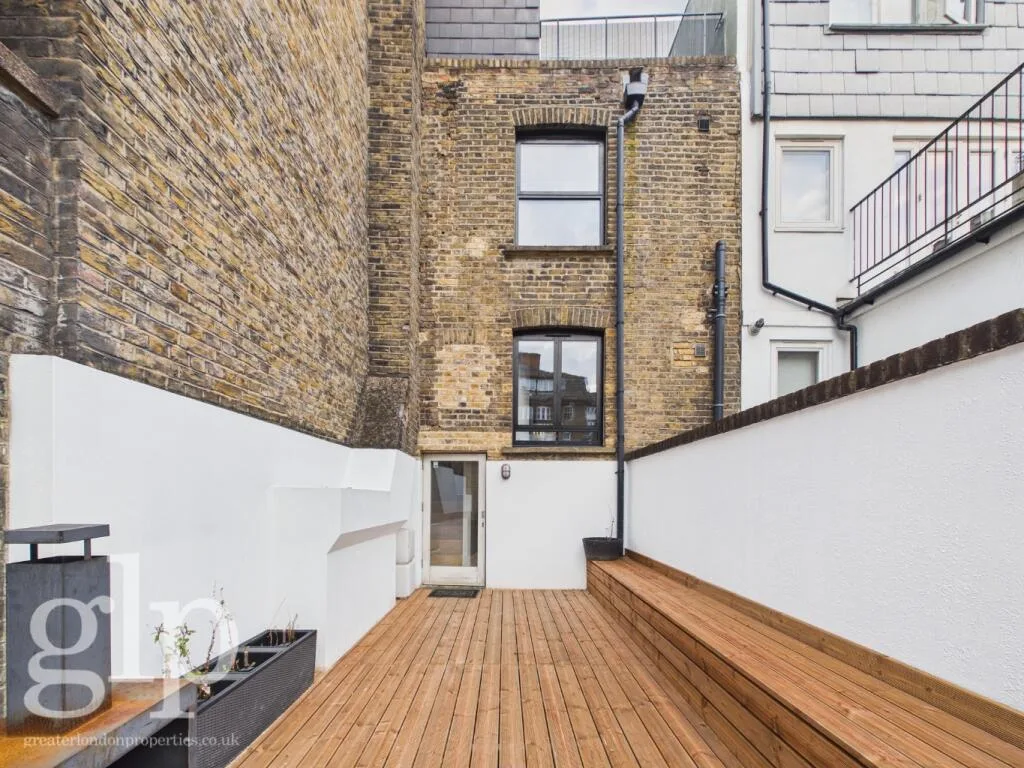 4 bedroom terraced house for rent