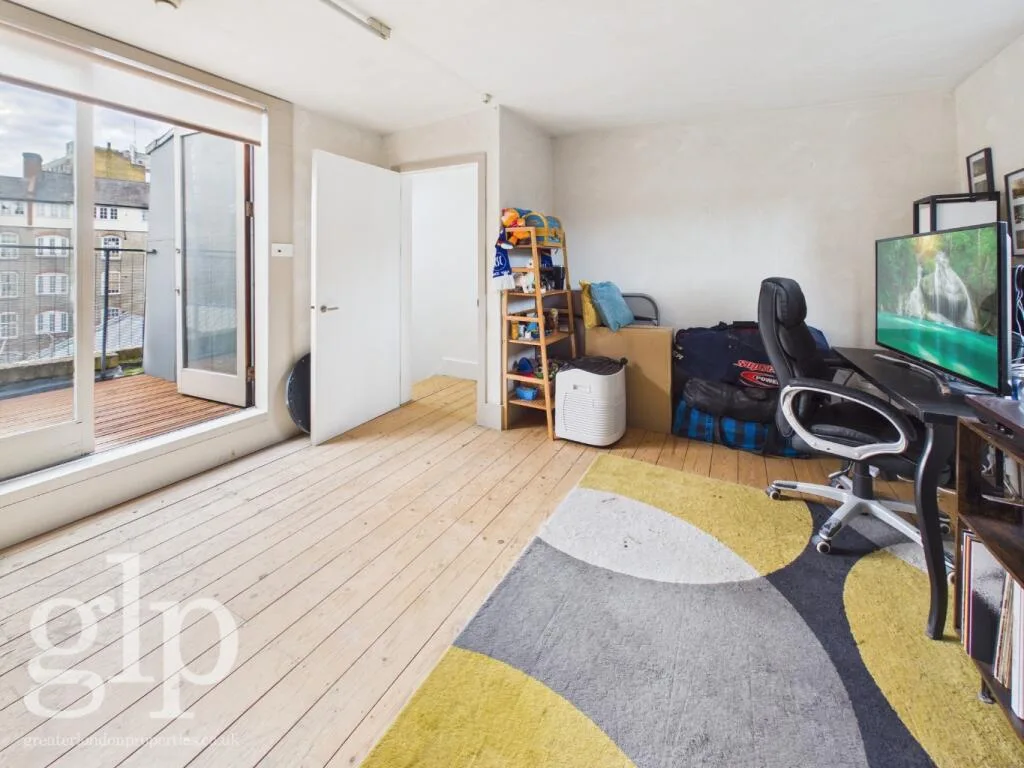4 bedroom terraced house for rent