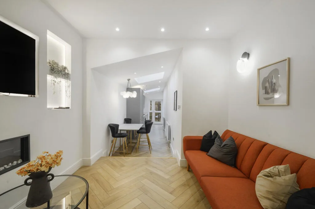 2 bedroom apartment for rent
