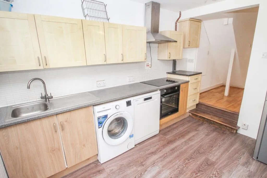 2 bedroom terraced house for rent