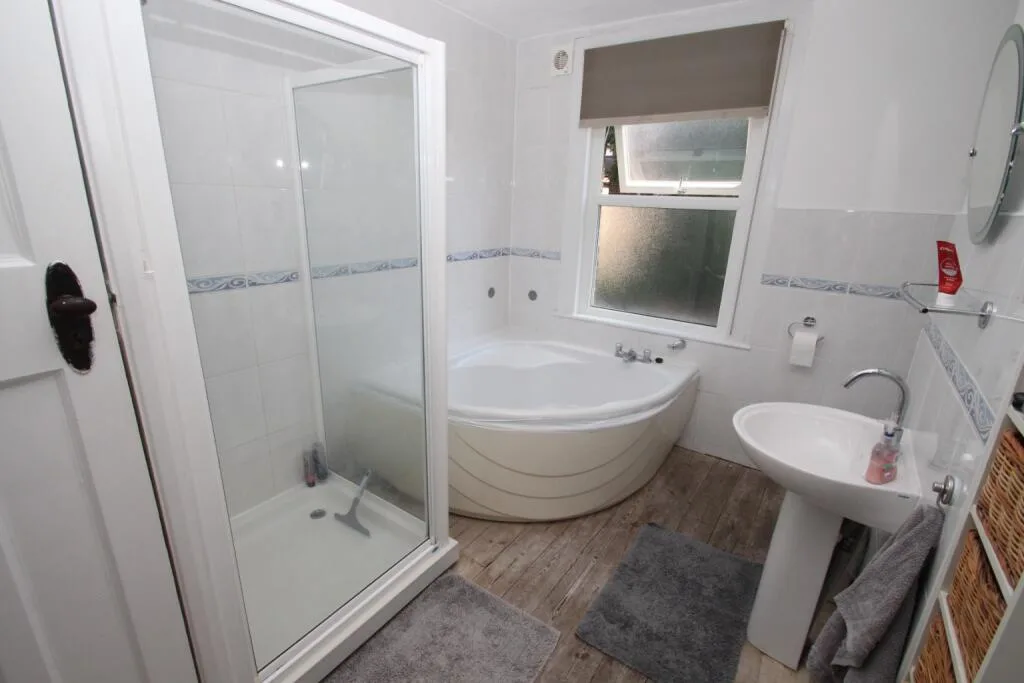 2 bedroom terraced house for rent