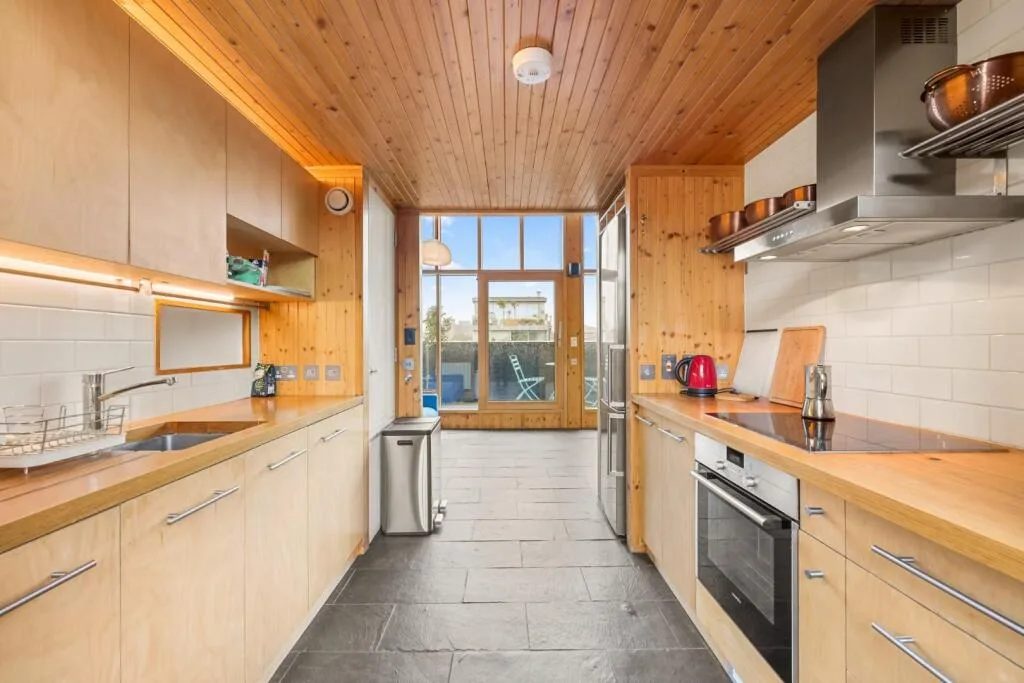 1 bedroom penthouse for rent