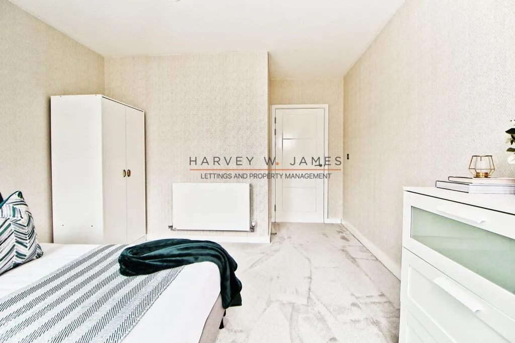 3 bedroom maisonette for rent