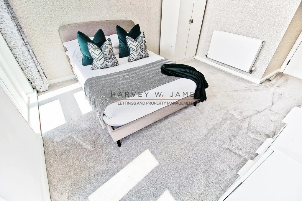 3 bedroom maisonette for rent