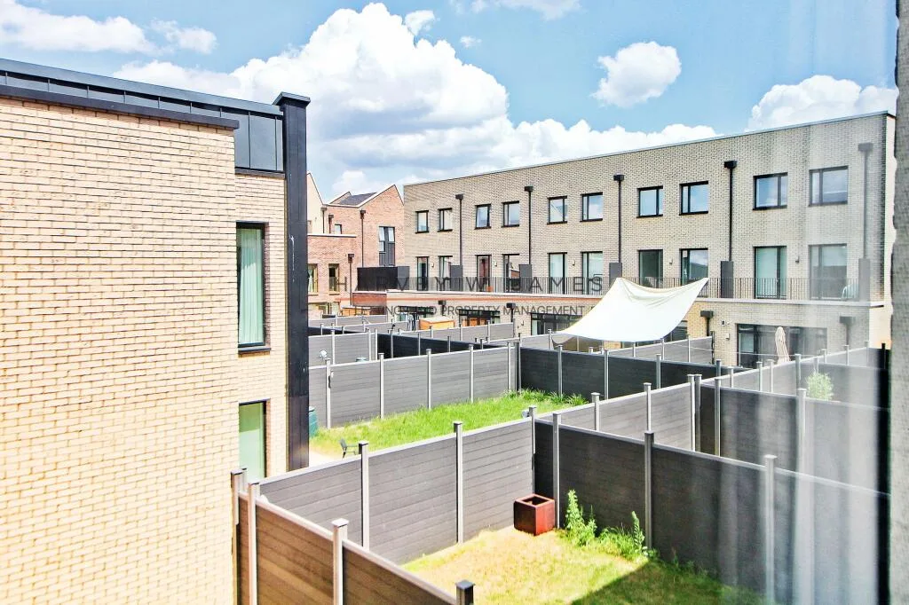 3 bedroom maisonette for rent