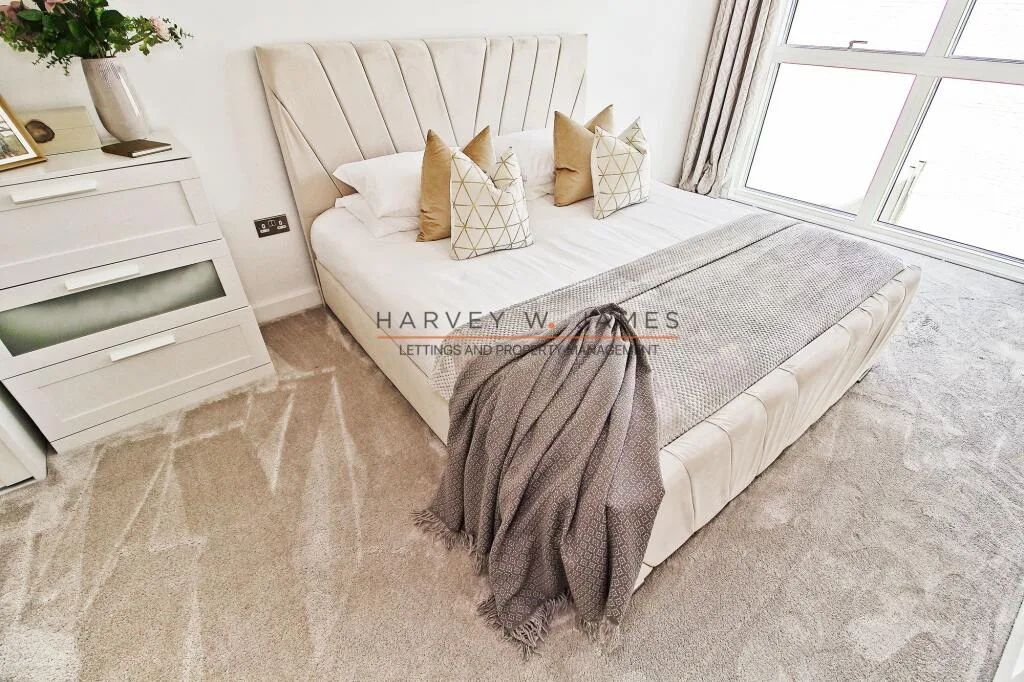 3 bedroom maisonette for rent