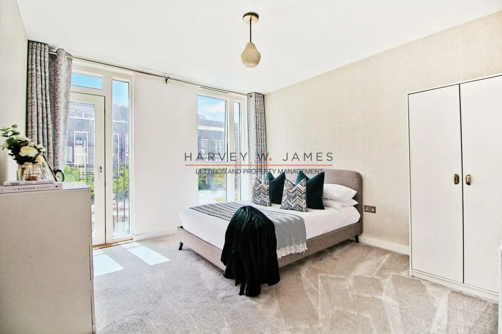 3 bedroom maisonette for rent