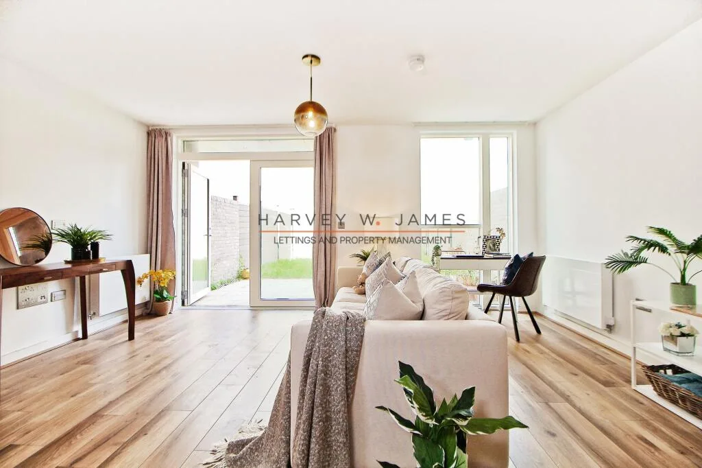 3 bedroom maisonette for rent