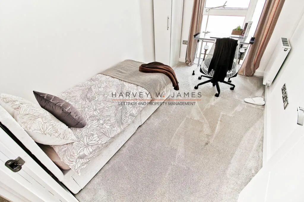 3 bedroom maisonette for rent