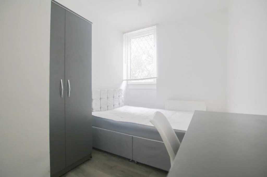 3 bedroom maisonette for rent