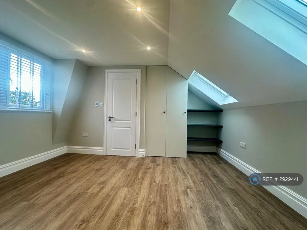 3 bedroom flat for rent