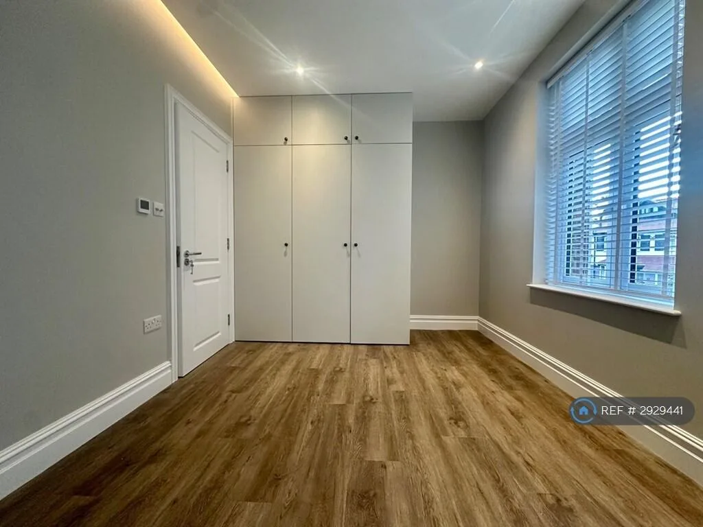 3 bedroom flat for rent