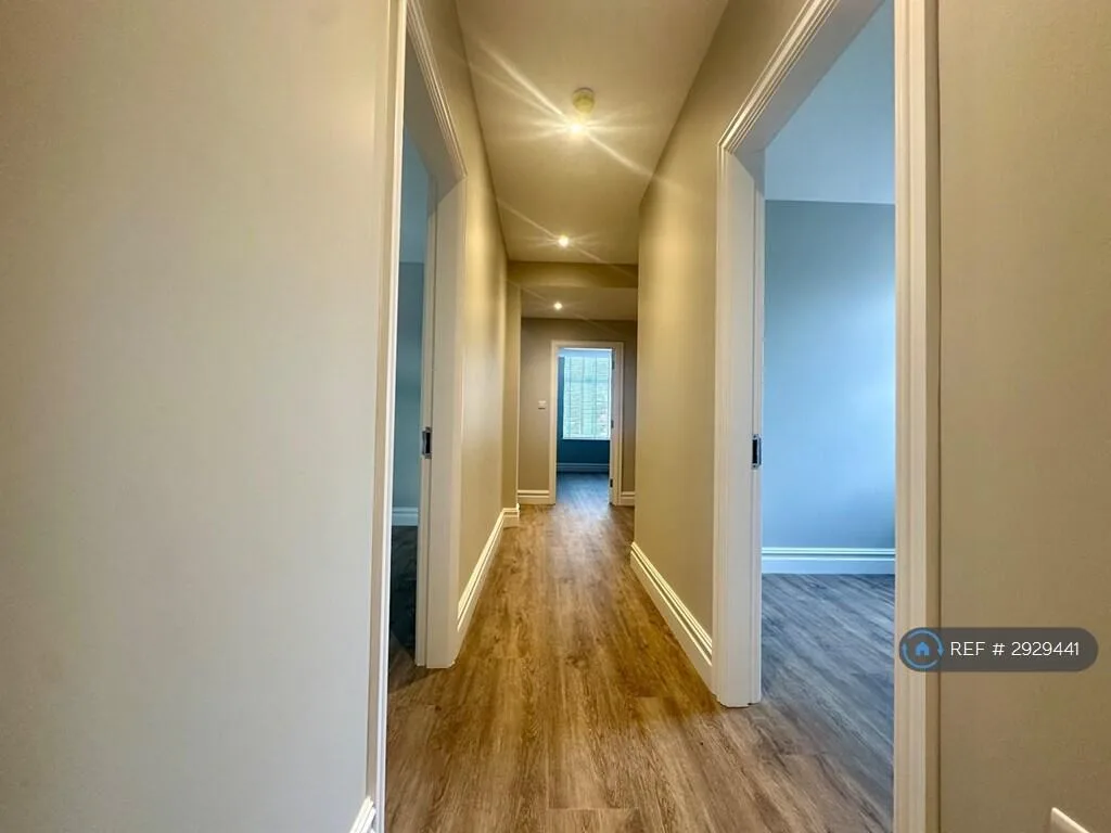 3 bedroom flat for rent