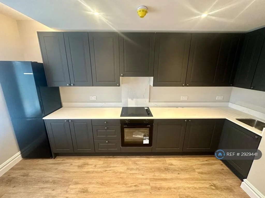 3 bedroom flat for rent