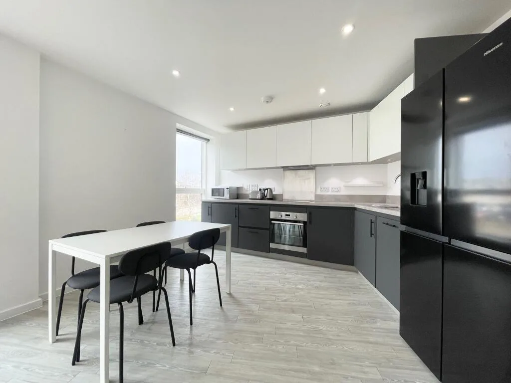 3 bedroom flat for rent
