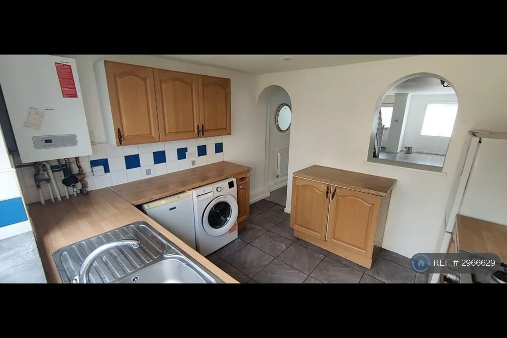 2 bedroom terraced house for rent