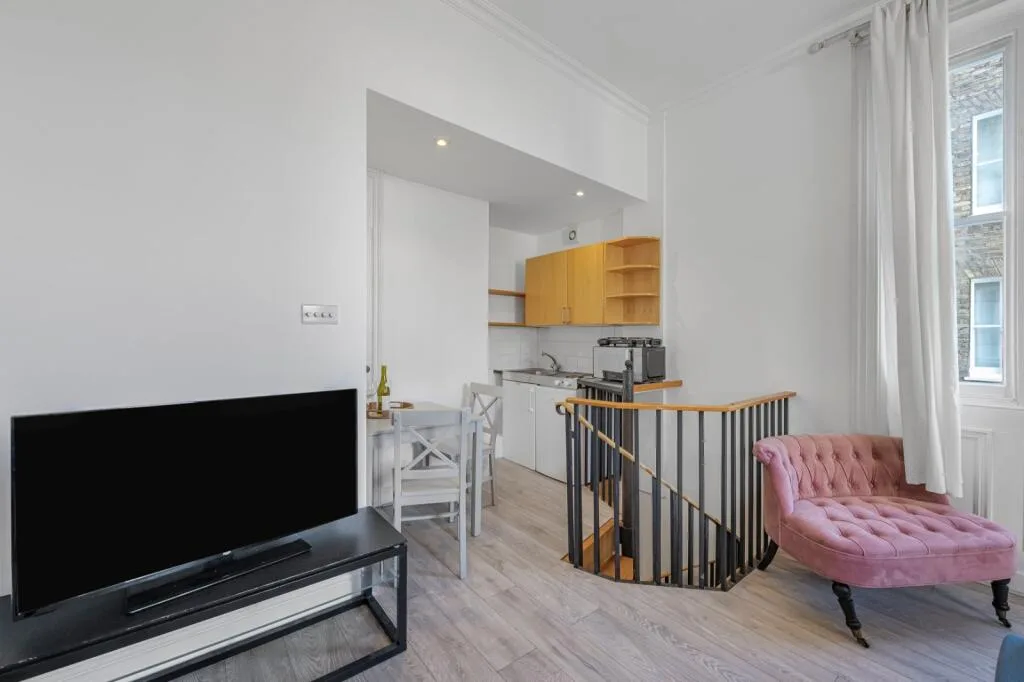 Studio apartment for rent