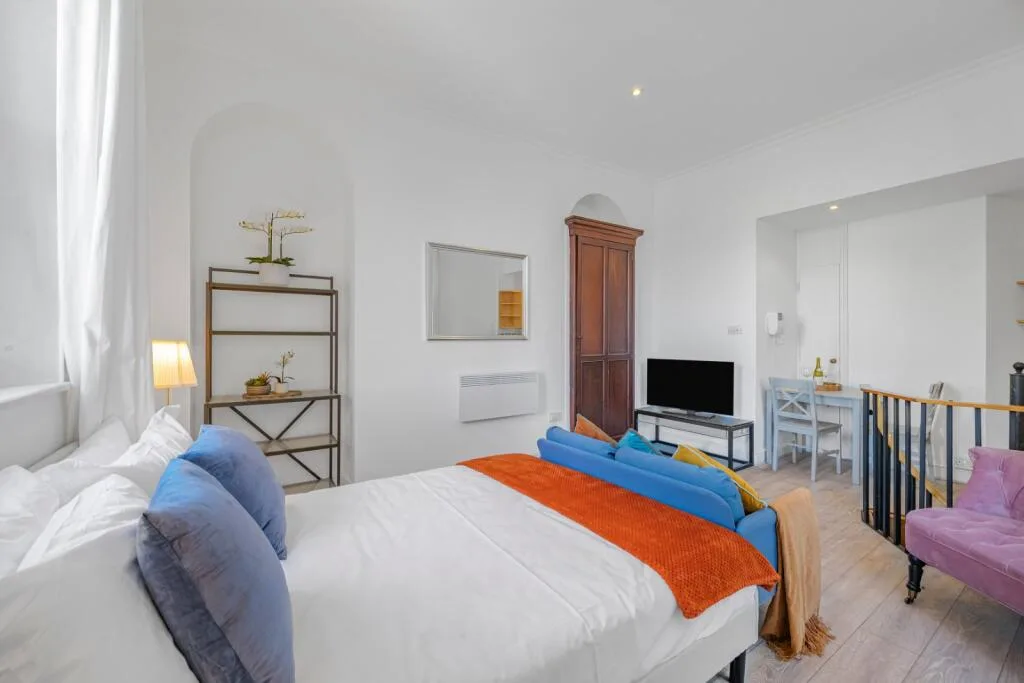 Studio apartment for rent