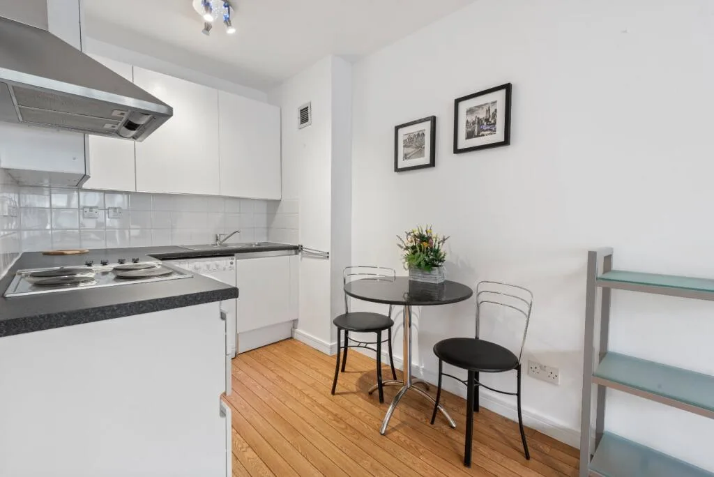 Studio flat for rent