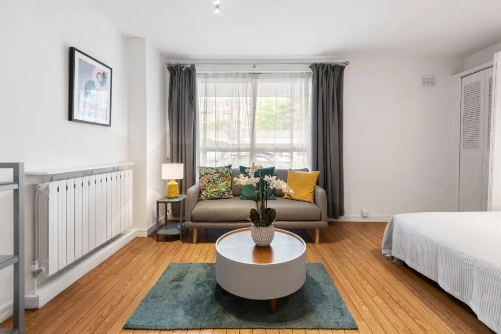 Studio flat for rent
