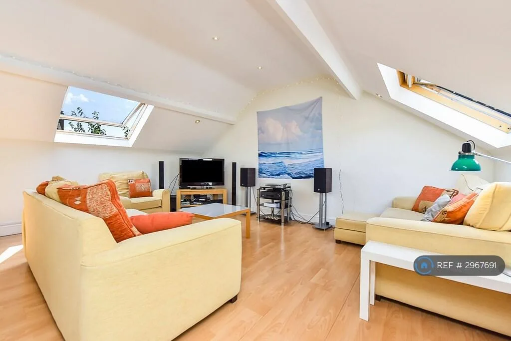 3 bedroom flat for rent