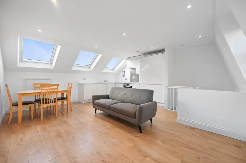 2 bedroom flat for rent
