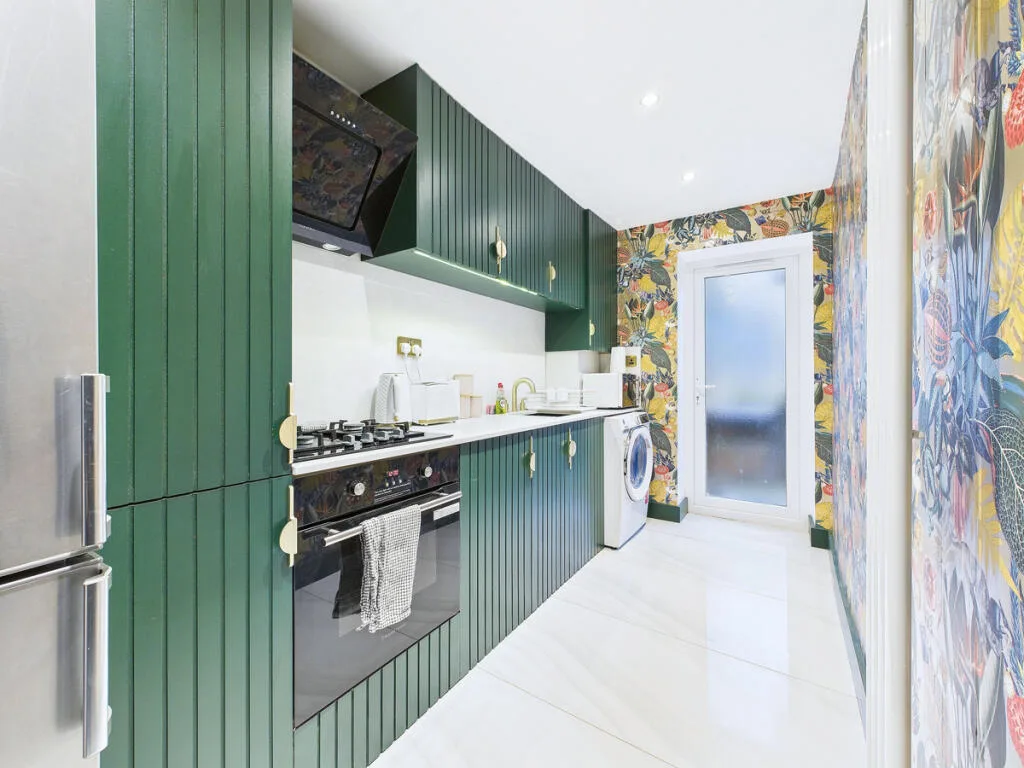 2 bedroom maisonette for rent