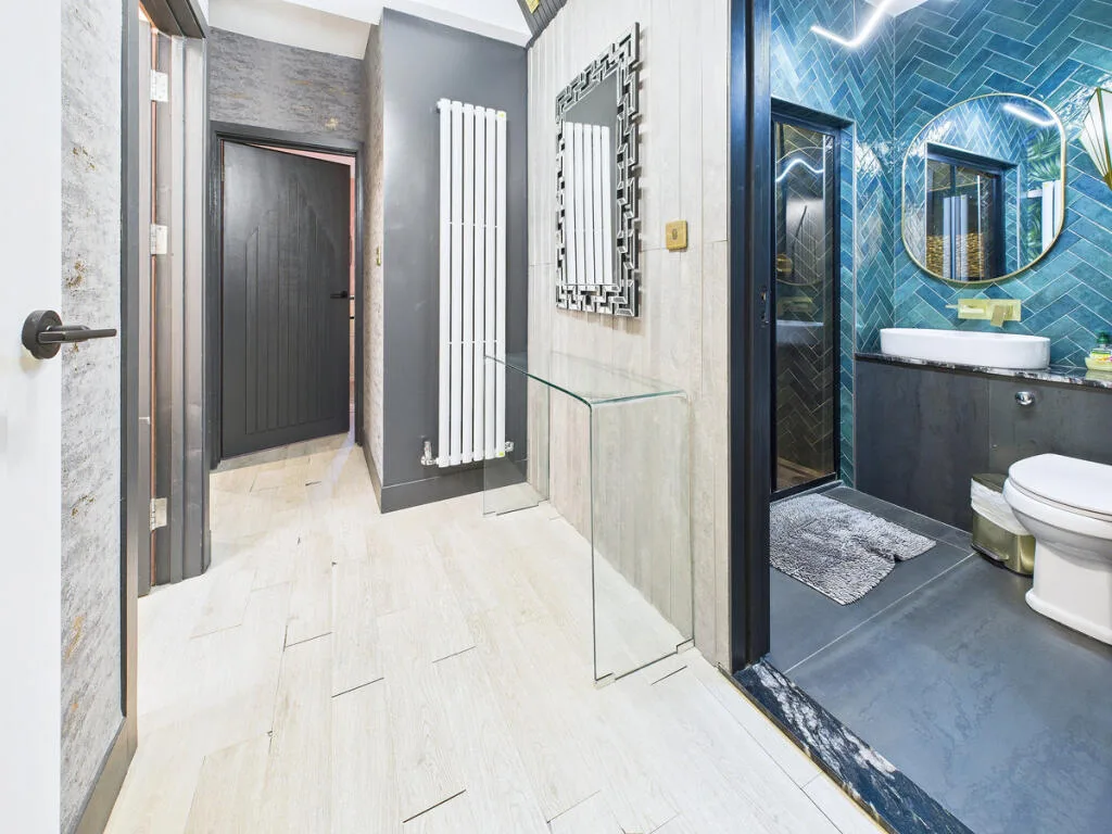 2 bedroom maisonette for rent
