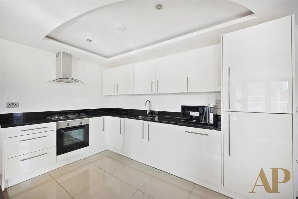 3 bedroom flat for rent