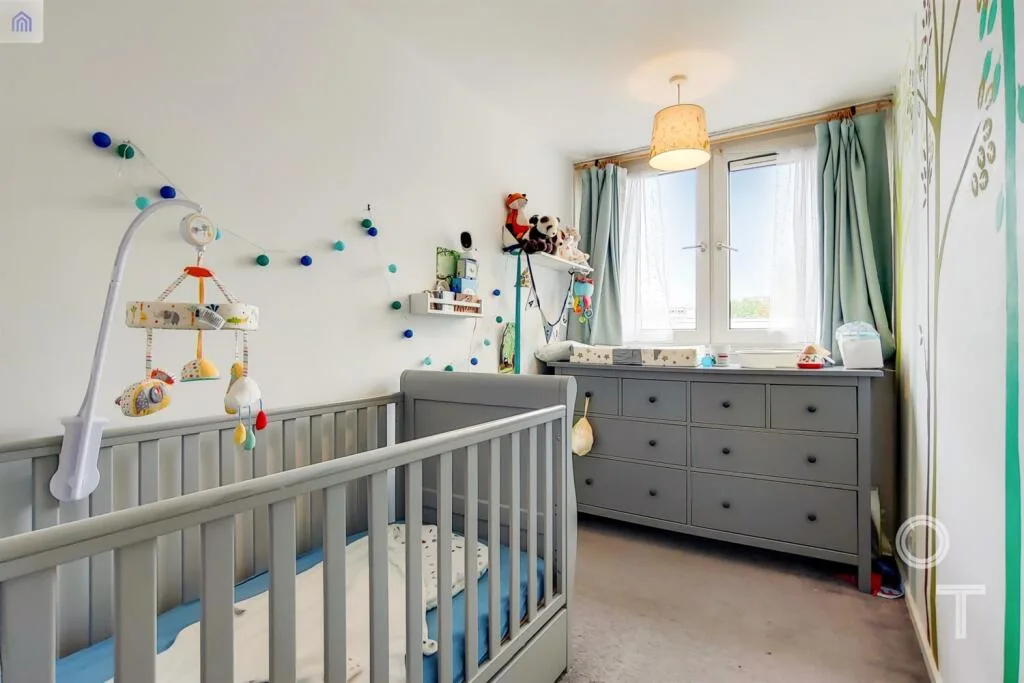 3 bedroom maisonette for rent