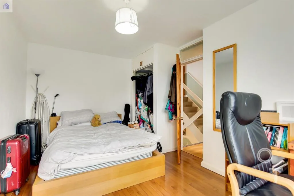 3 bedroom maisonette for rent