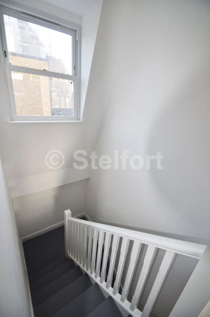2 bedroom maisonette for rent
