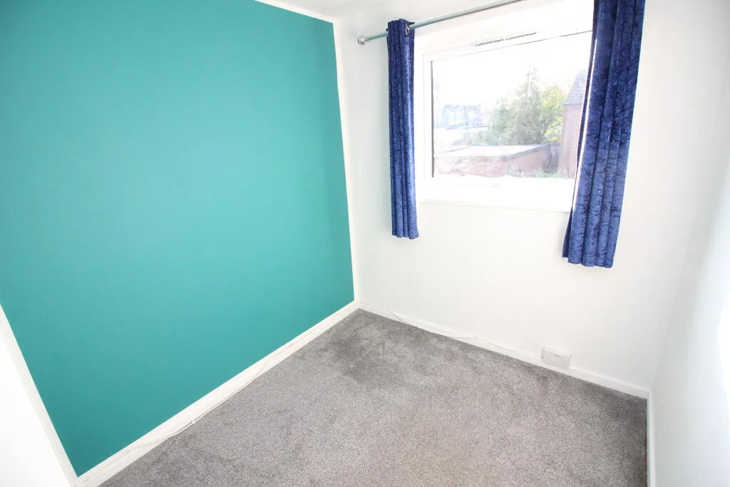 3 bedroom end of terrace house for rent