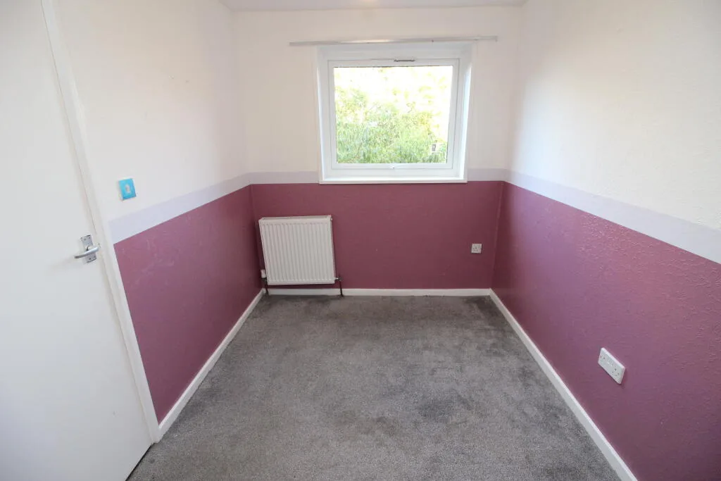 3 bedroom end of terrace house for rent