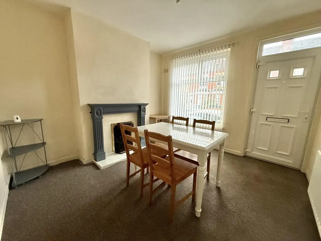 2 bedroom terraced house for rent